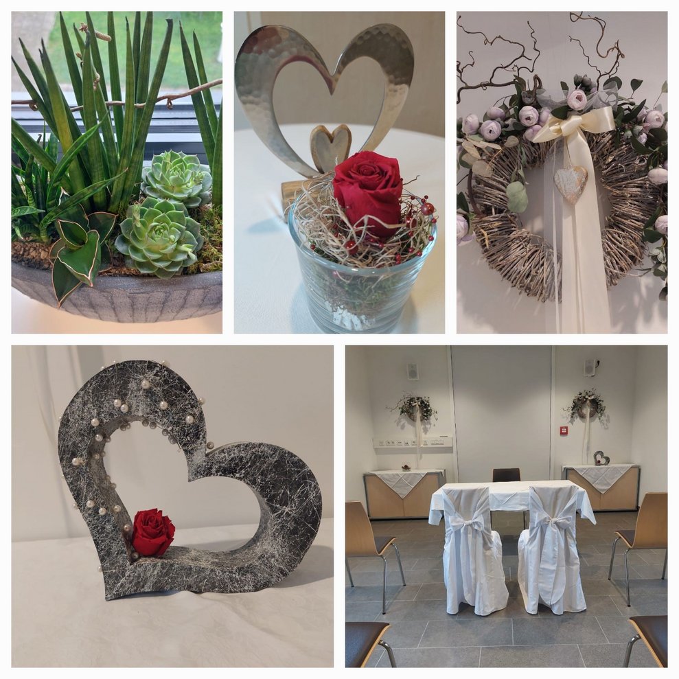 Mit wunderschöner Dekoration, wurde aus einem Seminarraum ein Standesamt.