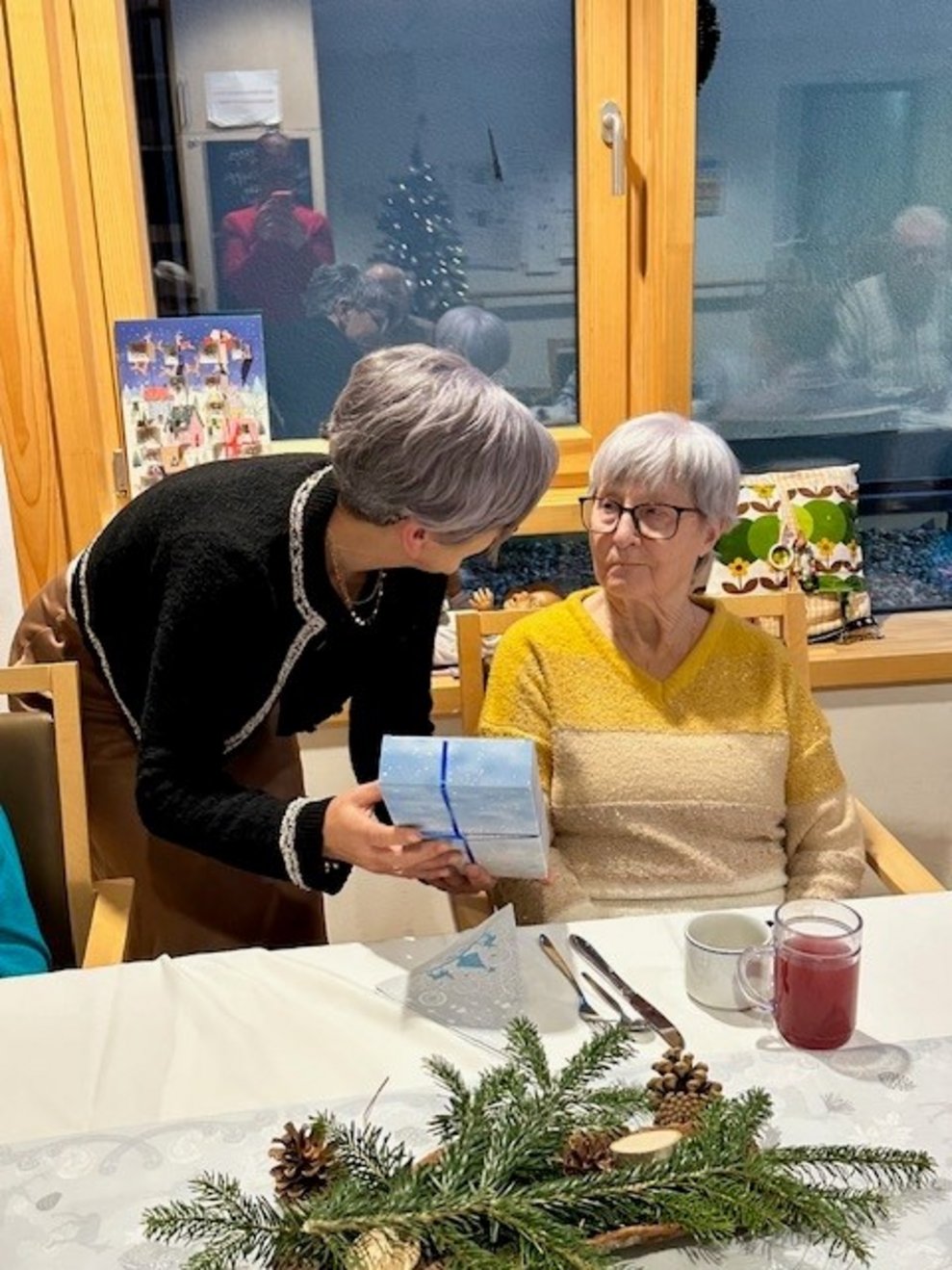 Besondere Freude brachte unsere Direktorin...