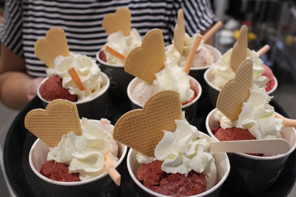 Die eisige Köstlichkeit ging weg, wie warme Semmeln.