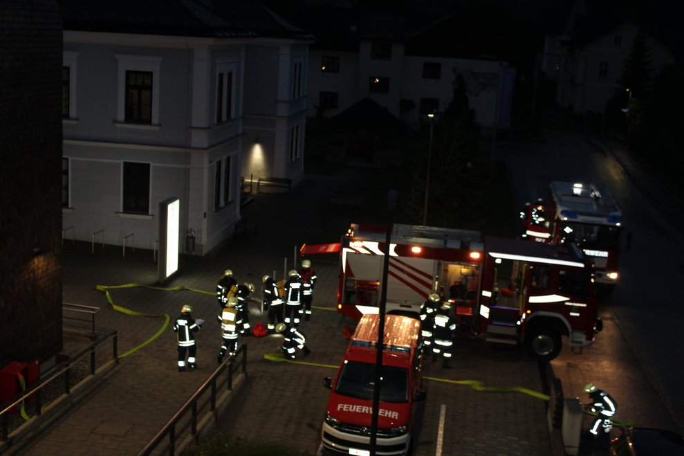 und die FF-Türnitz konnte nach "erfolgreicher Rettung aller Opfer" wieder zurück zu ihrer Station fahren.
