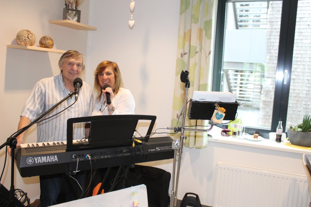 ...zur Musik von Rita&Josef...