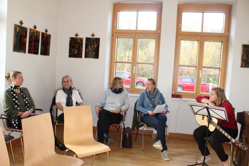 sondern auch Mitarbeiterinnen unseres Hauses.