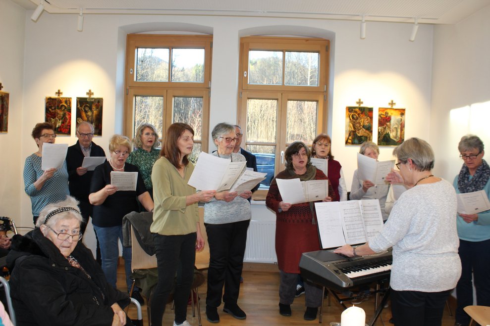 und wurde vom Türnitzer Kirchenchor unterstützt...