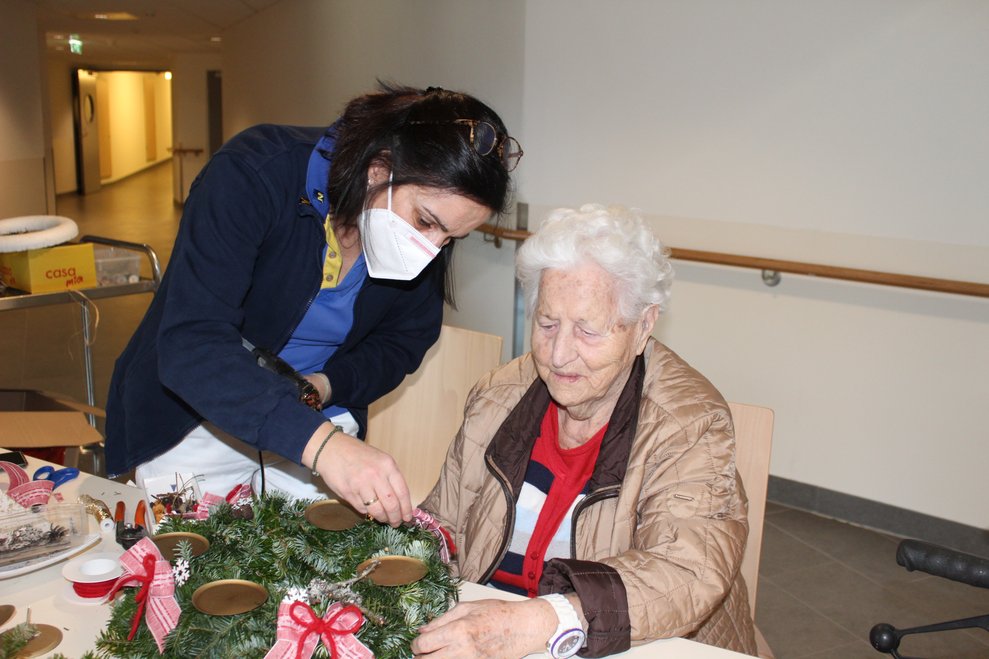 Adventkranz binden
