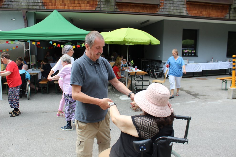 um gemeinsam die Tanzfläche...