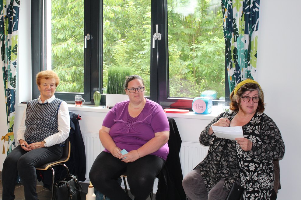 an unsere interessierten Ehrenamtlichen an.