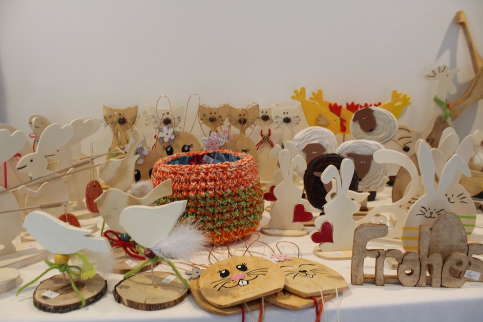 aufwendig gearbeitete Figuren...