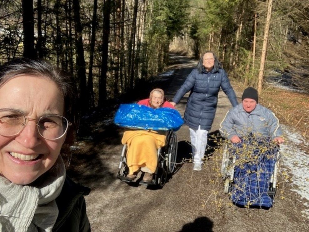 Dort sammelten sie gemeinsam mit unserem Team der Alltagsbegleitung...