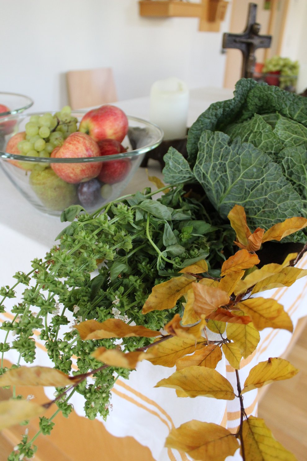 Den Blumenschmuck auf...