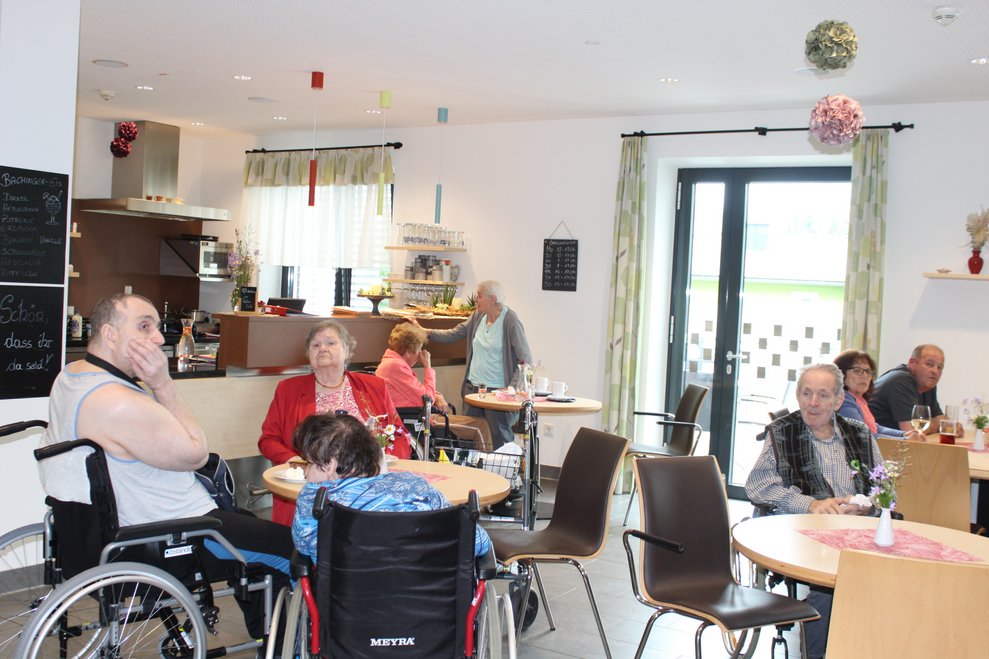 ...bei Kaffee und Kuchen.