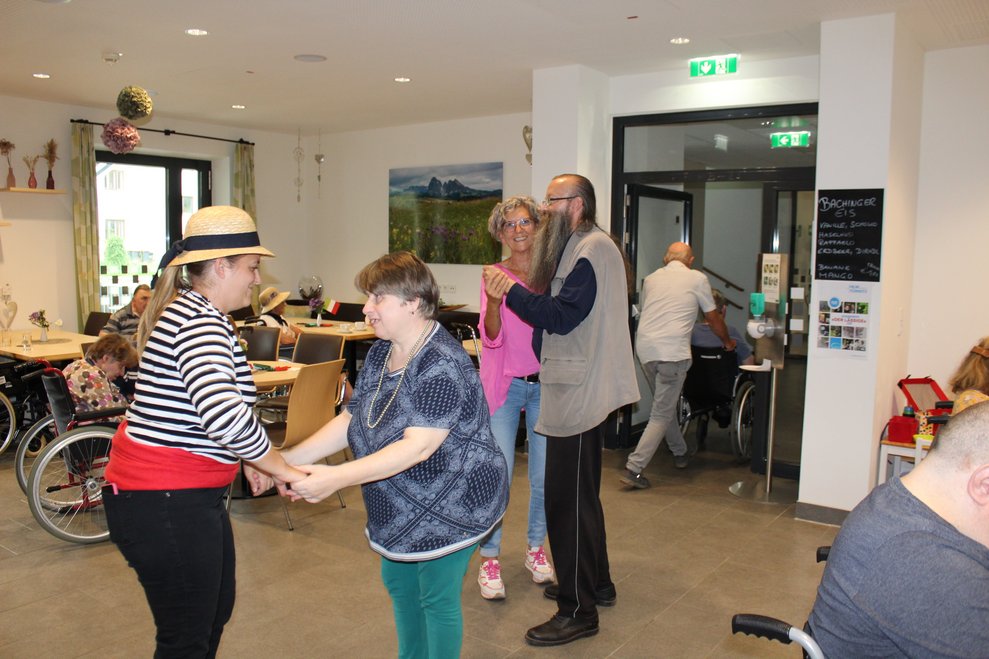 schwangen gemeinsam...