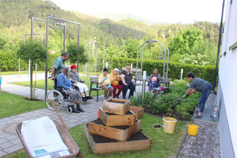 konnten viele unserer Bewohnerinnen mit einbezogen werden.