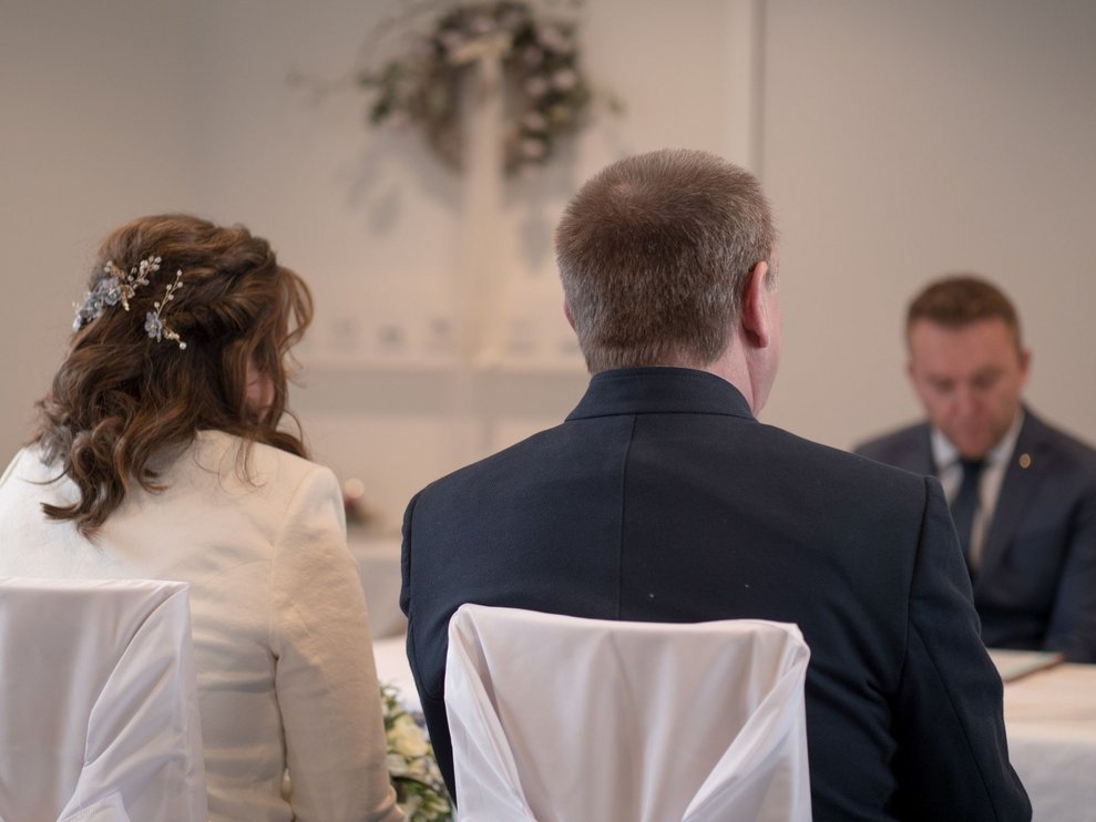 Bei der Trauung...