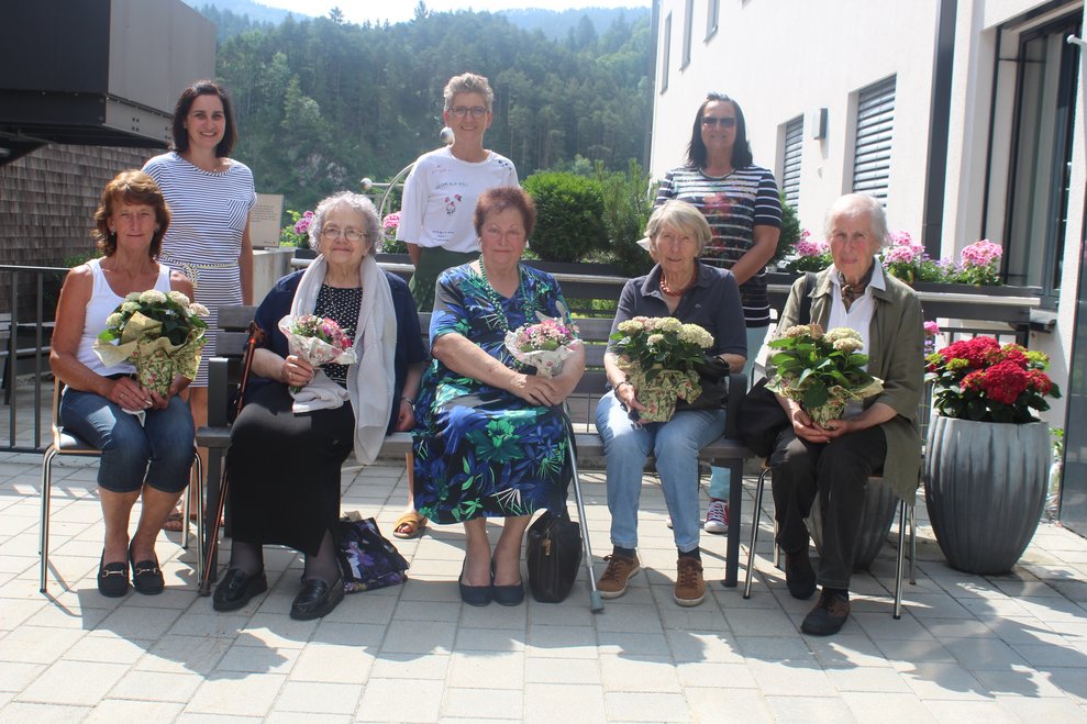 Gruppenfoto Ehrenamtliche