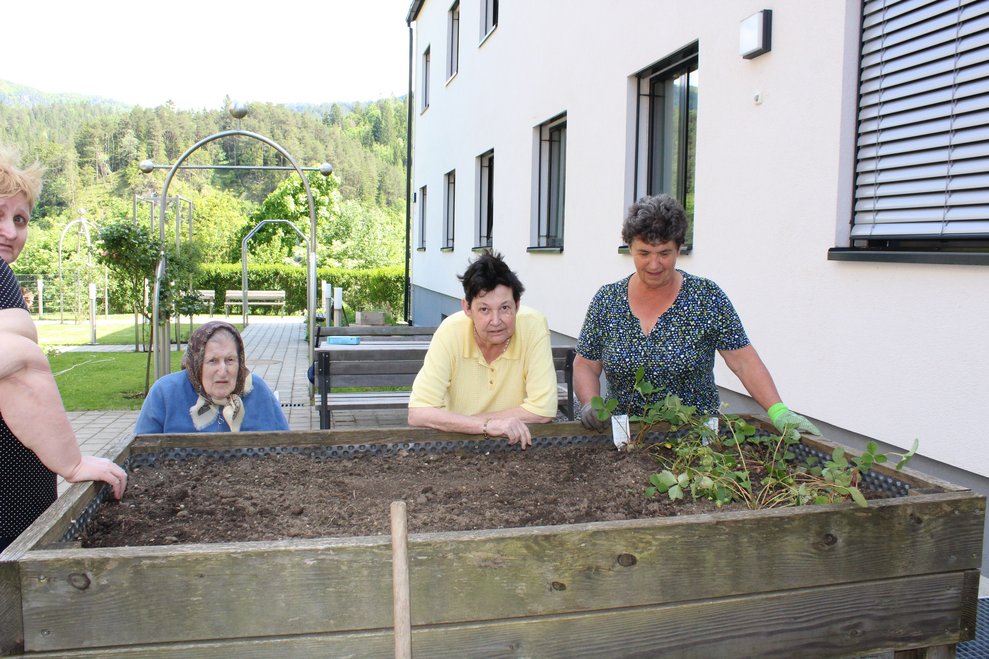 arbeiteten unsere Bewohnerinnen...