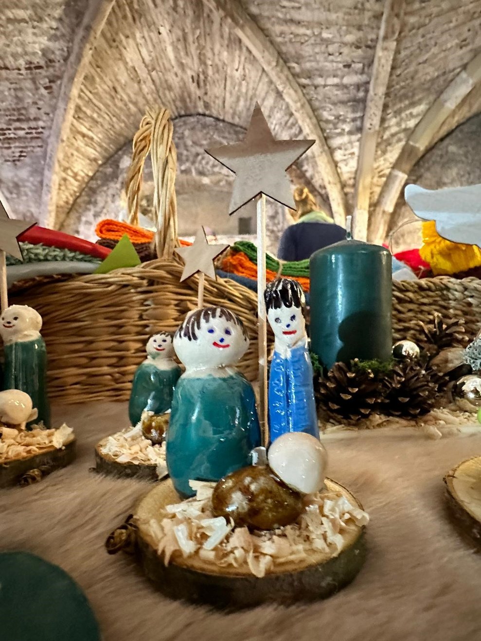 und vielen Kunstwerken...