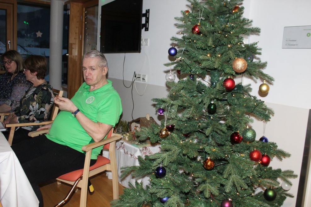 und sangen begeistert mit. 