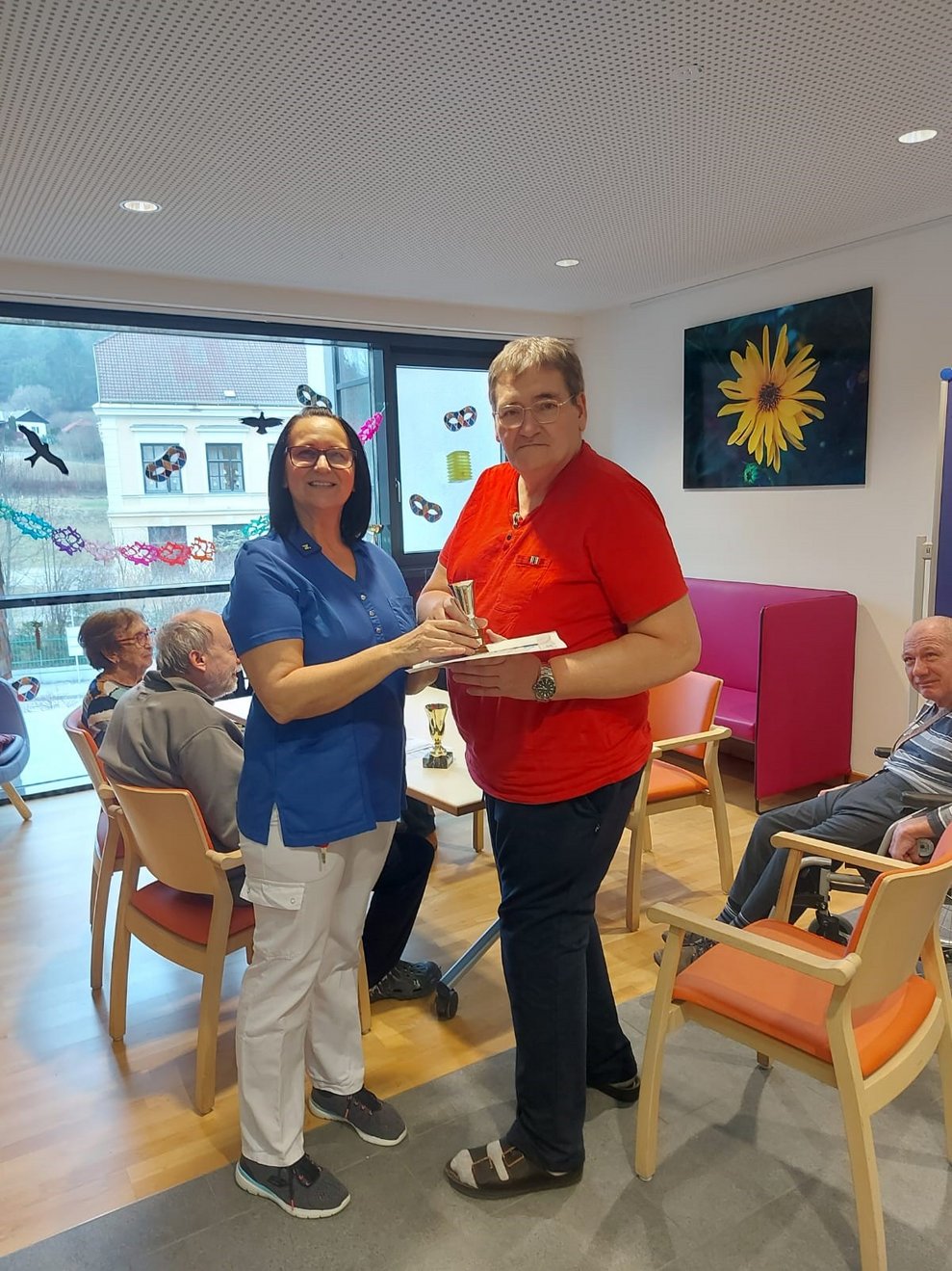 über einen kleinen Pokal...