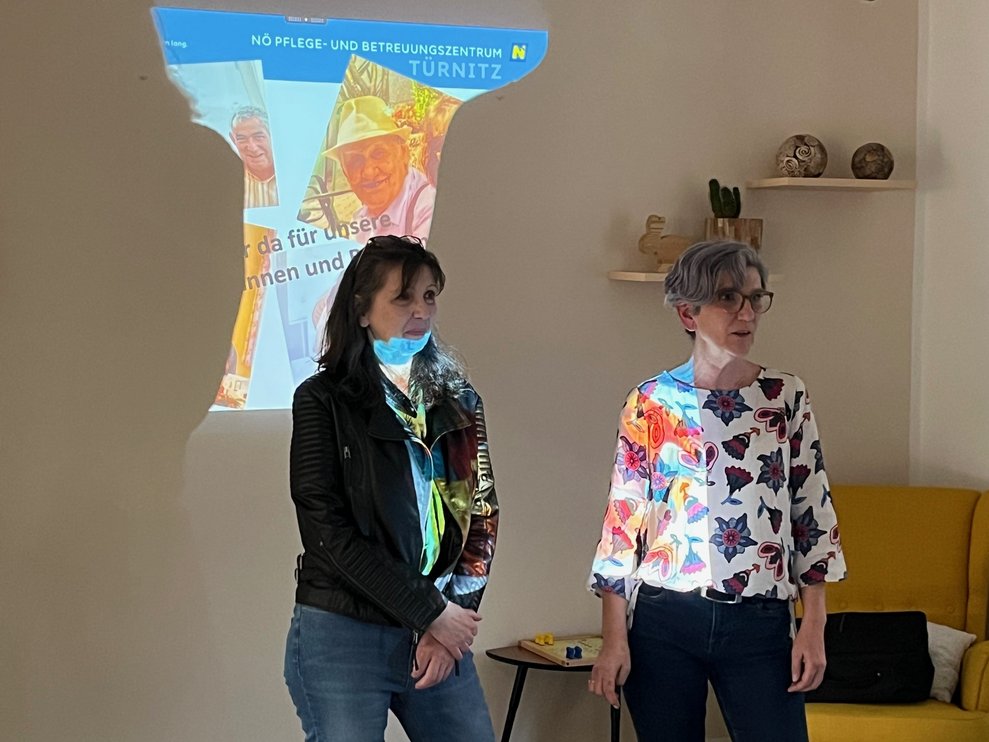 und rührenden und wertschätzenden Worten unserer Direktorin...