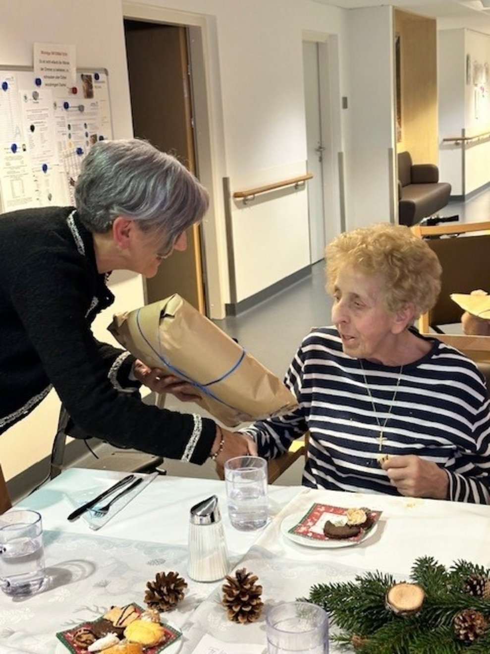 an jede einzelne Bewohnerin...