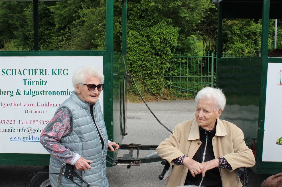 direkt vor dem PBZ ab.