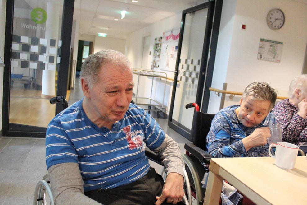 etwas dabei, um sich zu amüsieren.