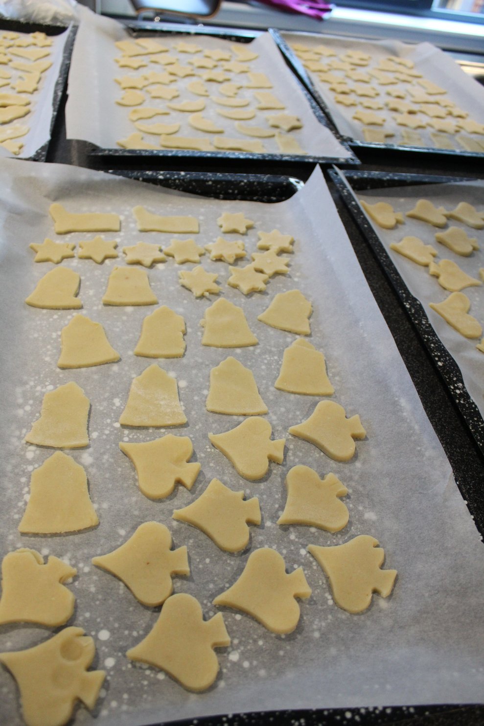 mit wunderbar weihnachtlichen Motiven.