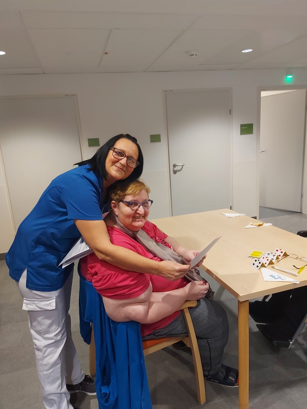 und einen Gutschein...