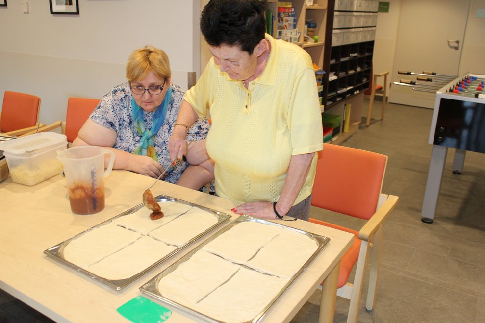 gingen die motivierten Bewohnerinnen und Bewohner...