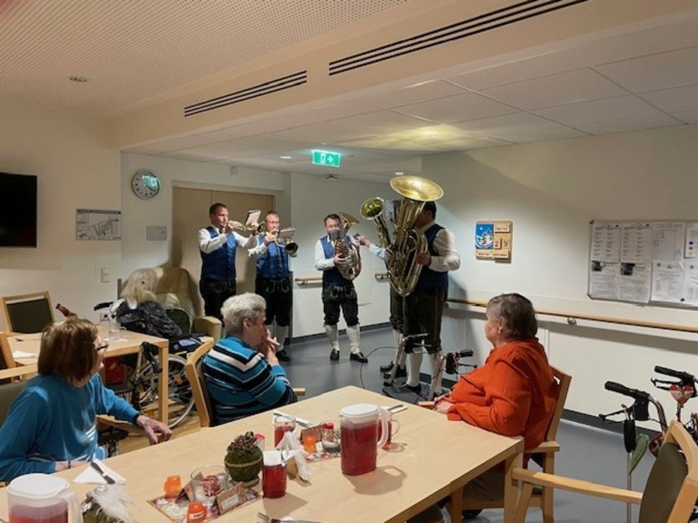 begeisterten Gäste und Bewohnerinnen und Bewohner gleichermaßen.